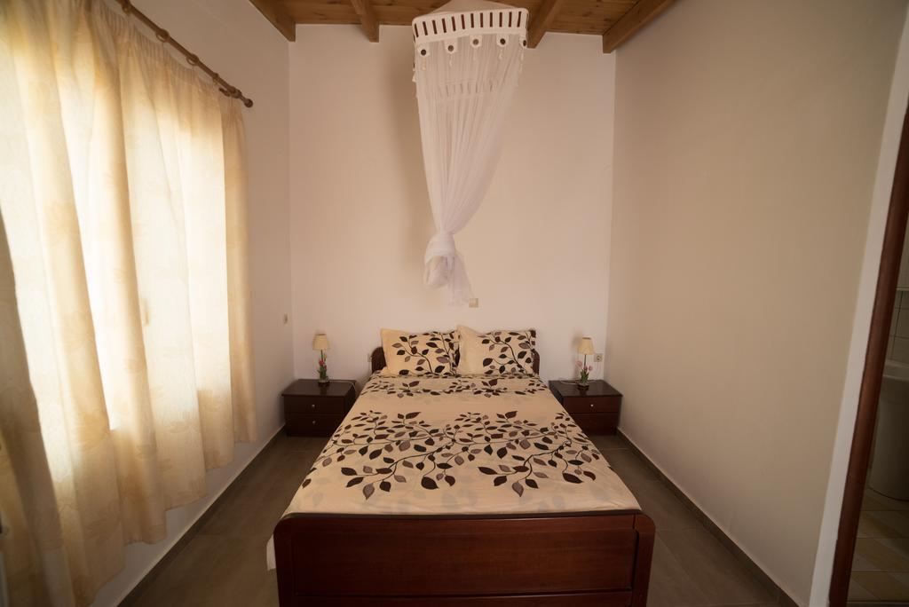 Bodikos Villas & Apartments 皮特斯迪亚 外观 照片