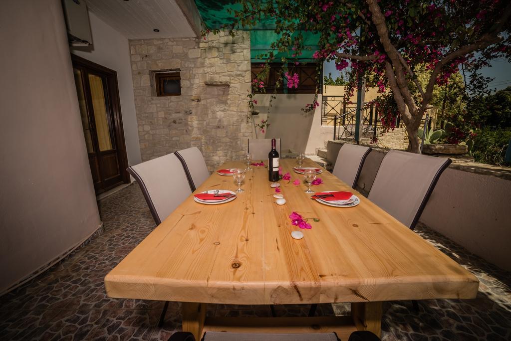 Bodikos Villas & Apartments 皮特斯迪亚 外观 照片