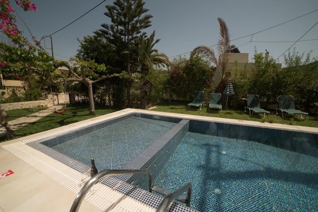 Bodikos Villas & Apartments 皮特斯迪亚 外观 照片